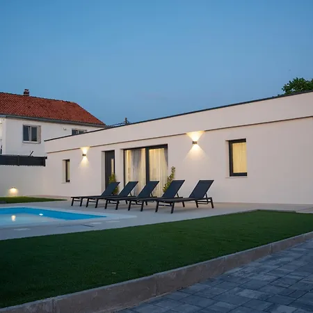 Kuca Za Odmor Nika Villa *